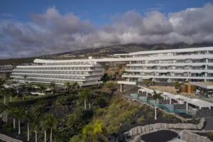 Royal Hideaway Corales Suites