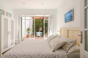 San Lorenzo Ivy Seville