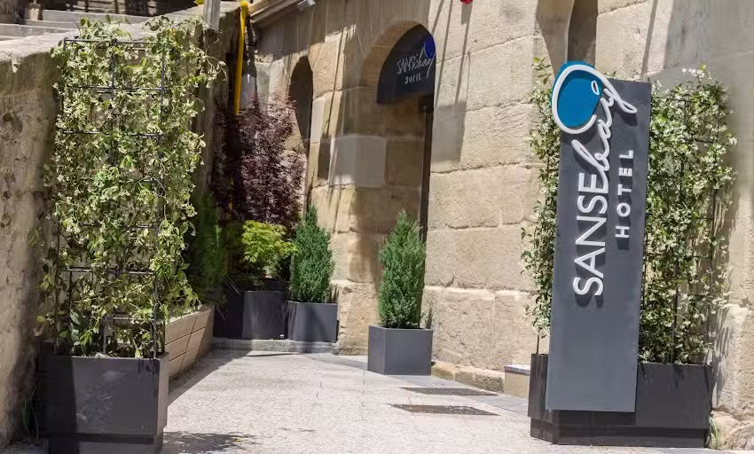 SANSEbay Boutique Hotel