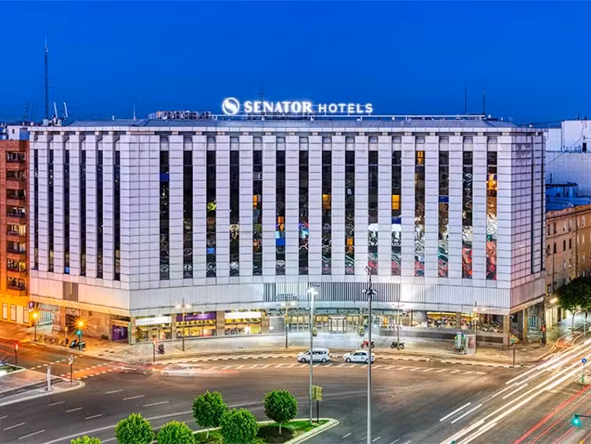 Senator Parque Central Hotel