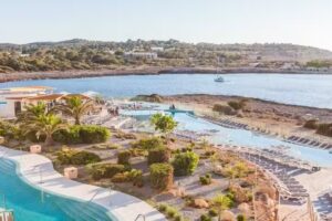 Sirenis Seaview Country Club