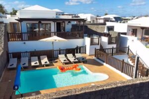 Six Bed Holiday Rental – Villa Vista Rey – Playa Blanca Lanzarote