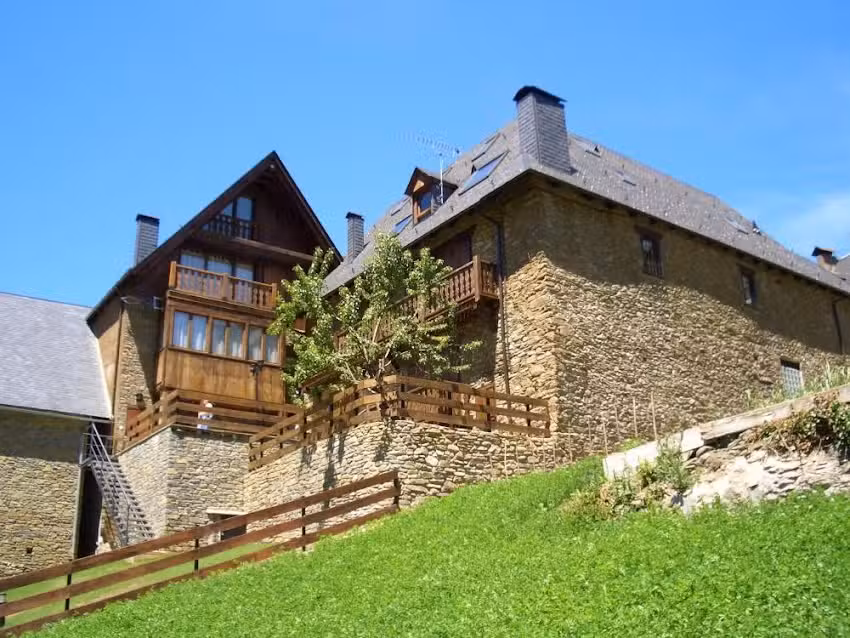 SOLSALIENT Apartamentos