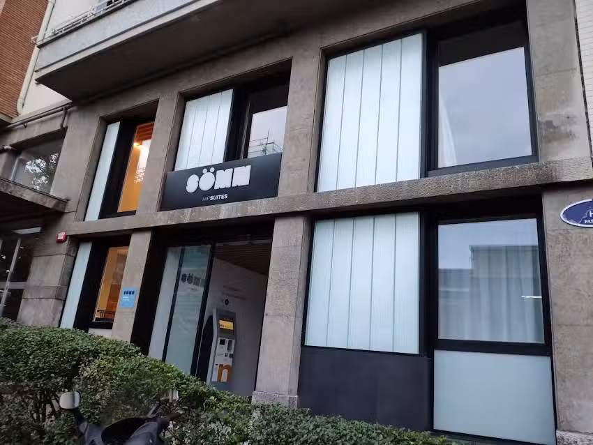 Somn Hip Suites