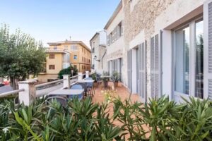 Son Gris – Charmig Rooms