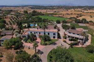 Son Manera Retreat Finca