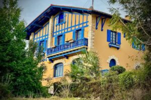 Suites Mendibil Irún Hotel turístico