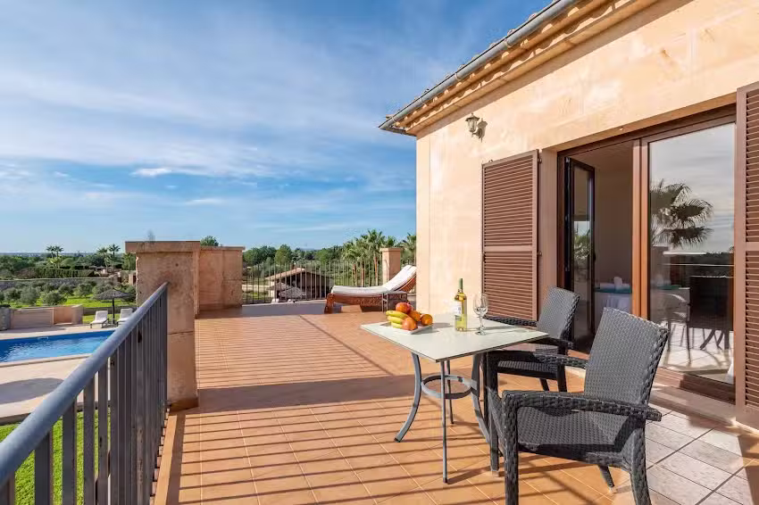 Suites son Sampoli. Villa Sol Y Vida