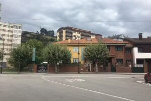 Surf Camp En Salinas | Longbeach escuela de surf Asturias