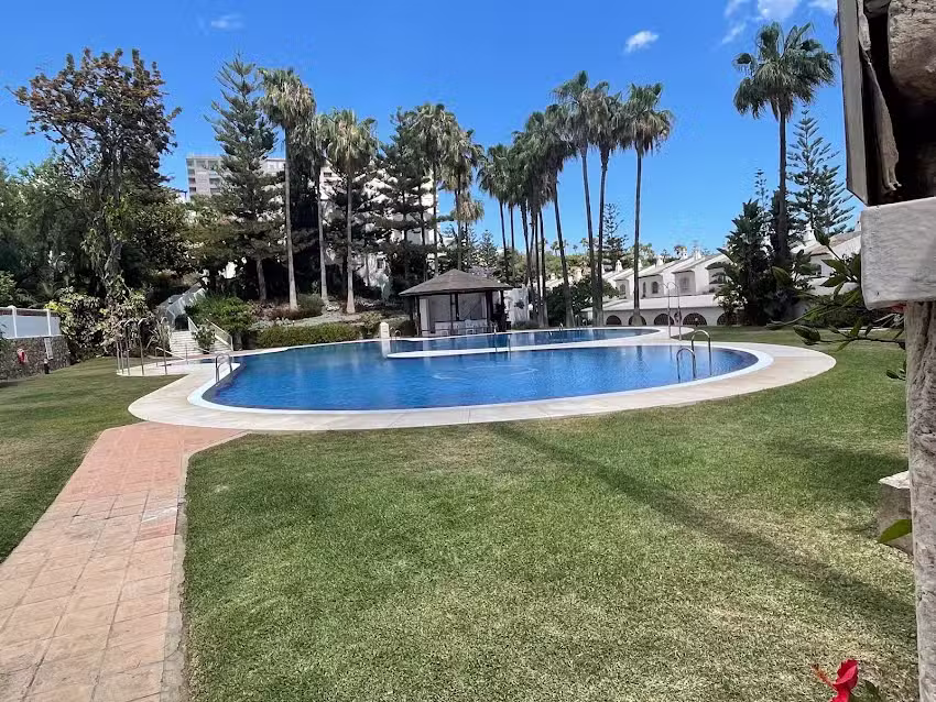 Torrequebrada Golf&Beach Holiday House