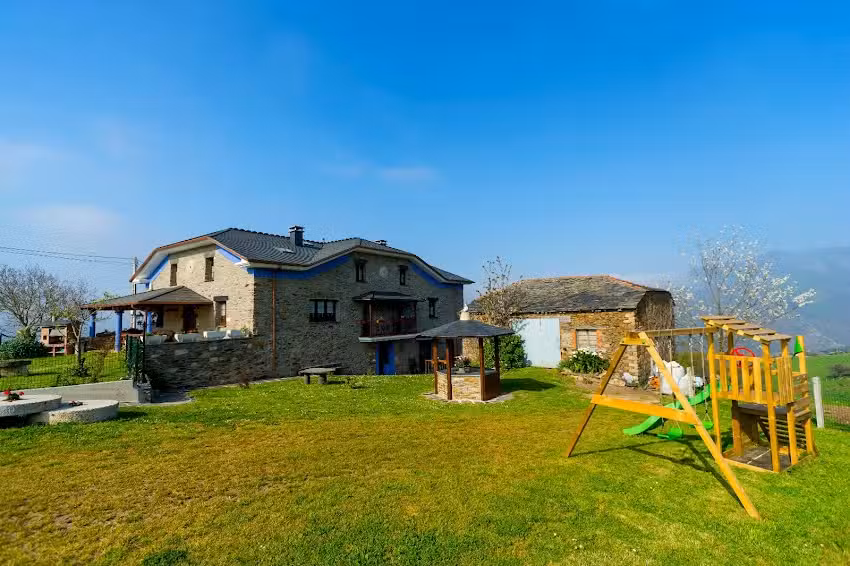 Turismo castroastur, Alfa y Omega.