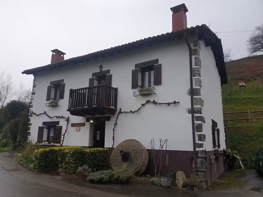 Ugarte Nekazalturismoa / Agroturismo