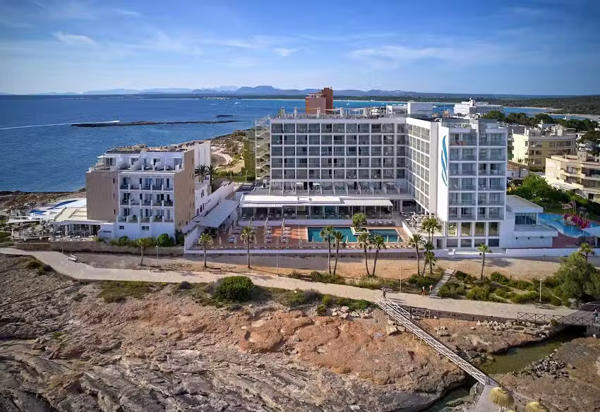 Universal Hotel Romántica