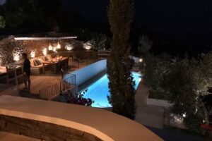 View 14 – la Casita