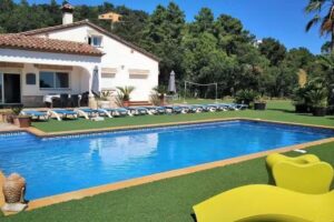 Vil.la TROPICS HUTG-016935-63- Villa TROPICS – VILA – CASA RUSTICA, MASIA, ALOJAMIENTO TURÍSTICO,