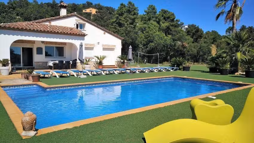 Vil.la TROPICS HUTG-016935-63- Villa TROPICS – VILA – CASA RUSTICA, MASIA, ALOJAMIENTO TURÍSTICO,