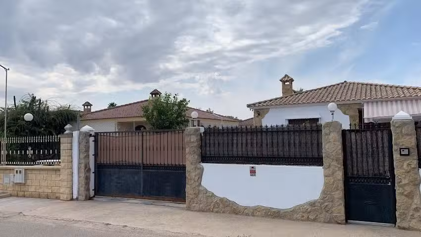 Villa Carlos Alamillo