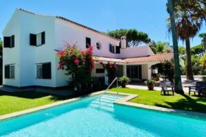 Villa / Chalet América con piscina Alquiler Urbanizacion Roche Conil de la Frontera Cadiz