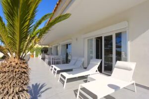 VILLA DEL MAR Beach House by HOMINGBOOK