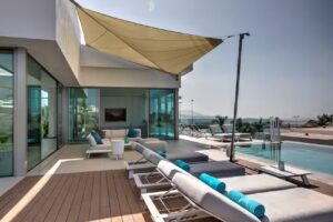 Villa en Adeje con piscina infinita y vistas al mar- Belvilla by Oyo