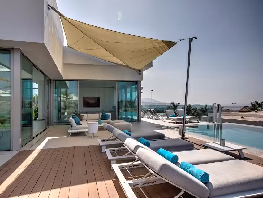 Villa en Adeje con piscina infinita y vistas al mar- Belvilla by Oyo