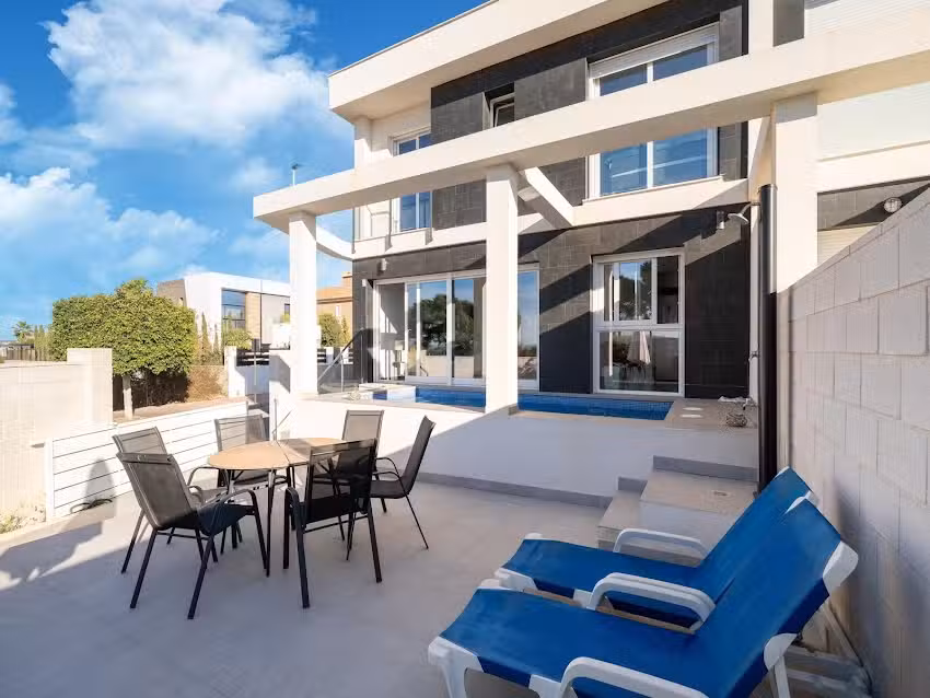 Villa en Gran Alacant cerca de la playa de Carabassi- Belvilla by Oyo