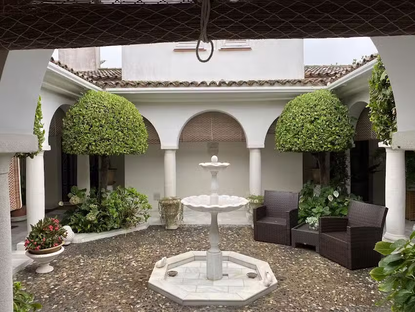 VIlla Safira, Sotogrande, Spain – Bed and Breakfast – Adults Only