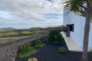 Villa Sand Volcano 1