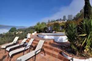 Villa soleada con aguas azules- Belvilla by Oyo