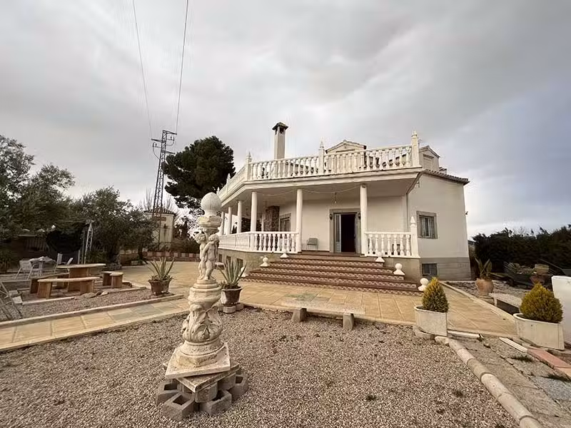 Villa Xiomi, Chalet con Piscina en La Yedra (Baeza)