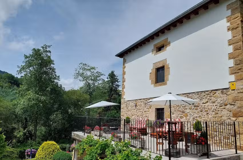 Vivienda Rural – Apartamentos La Cueva – Cantabria