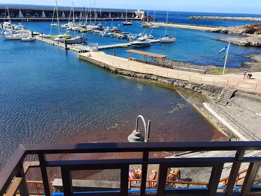 Viviendas Vacacionales La Marina