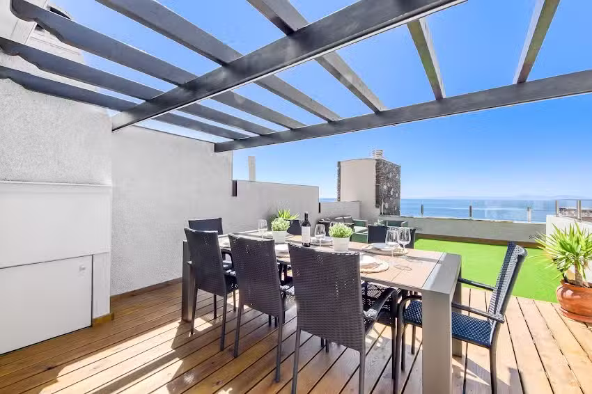 Yolidayshome – Ático Bellavista